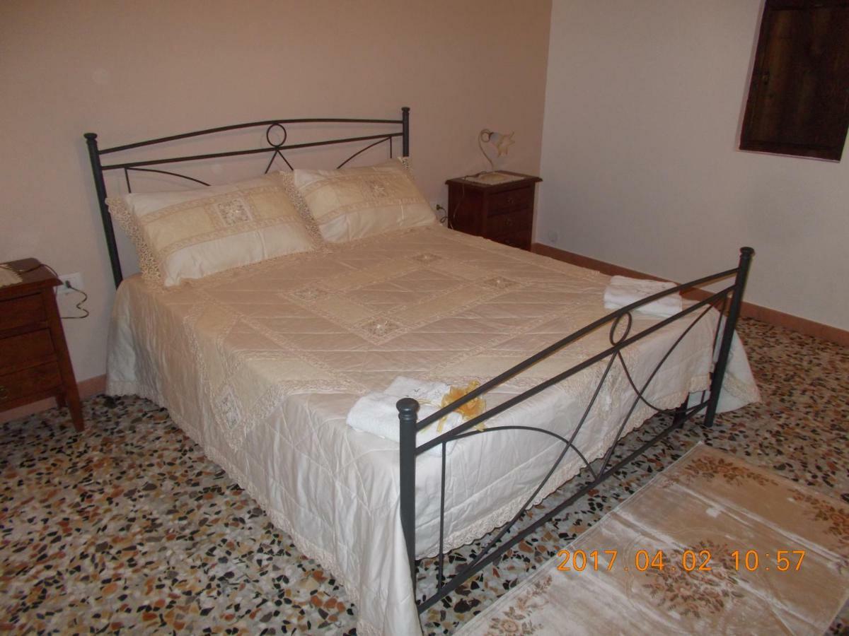 A Casa Di Monia Villa Felline Bagian luar foto