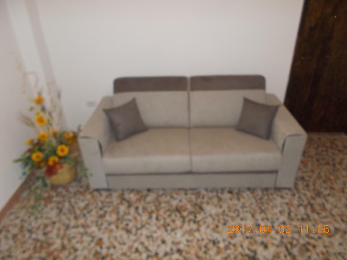 A Casa Di Monia Villa Felline Bagian luar foto