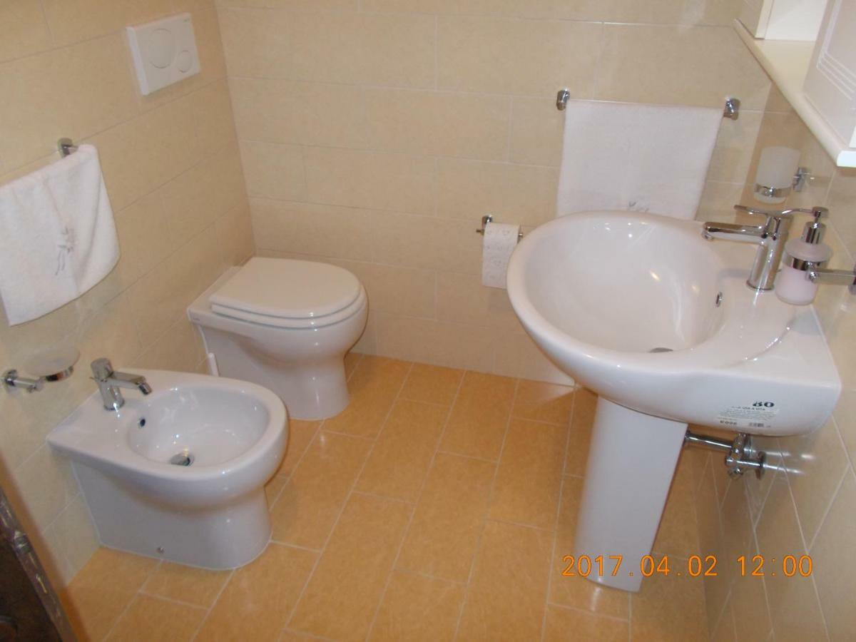 A Casa Di Monia Villa Felline Bagian luar foto